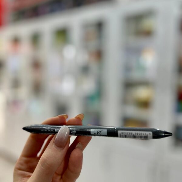 خط چشم ماژیکی رنگی بوگریا