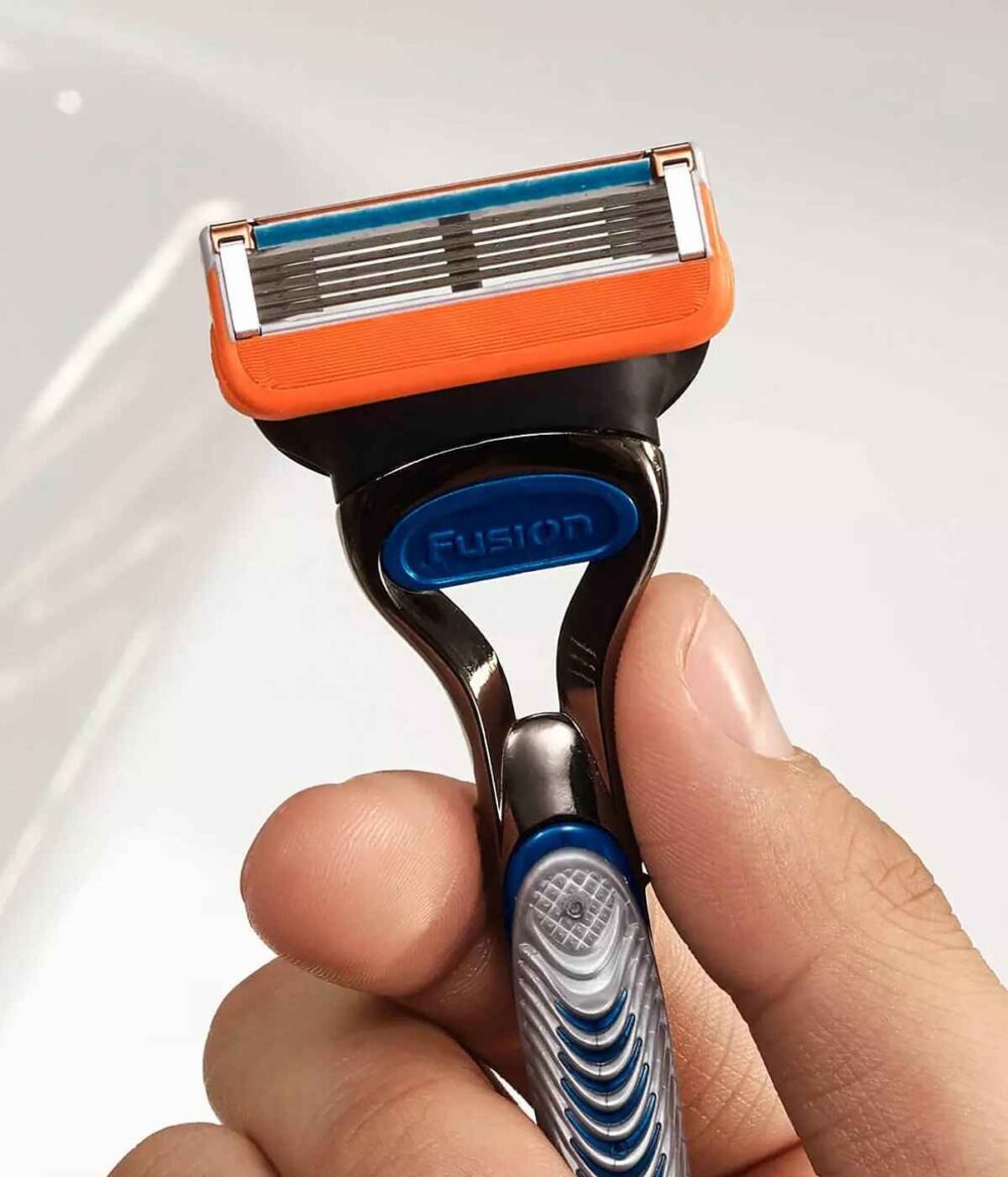 دسته تیغ ژیلت مردانه Gillette مدل فیوژن FUSION ۵ دارای ۱ یدک - تصویر 2