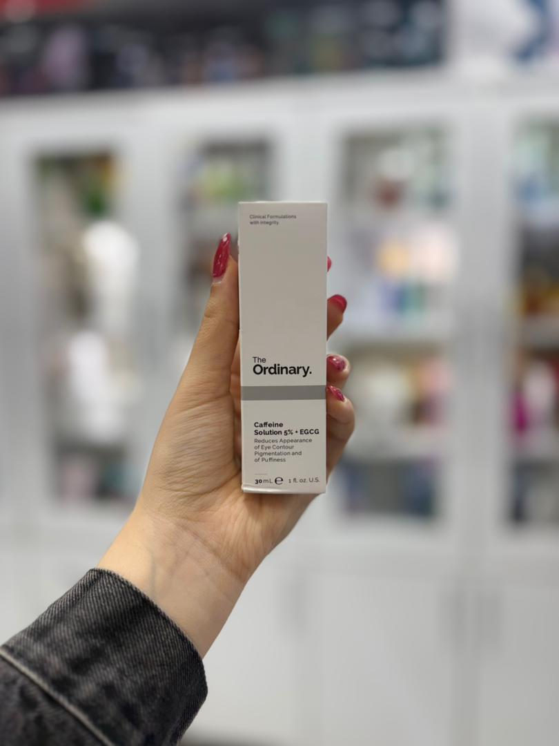 سرم دور چشم د اوردینری مدل Caffeine Solution 5% حجم 30 میلی لیتر
