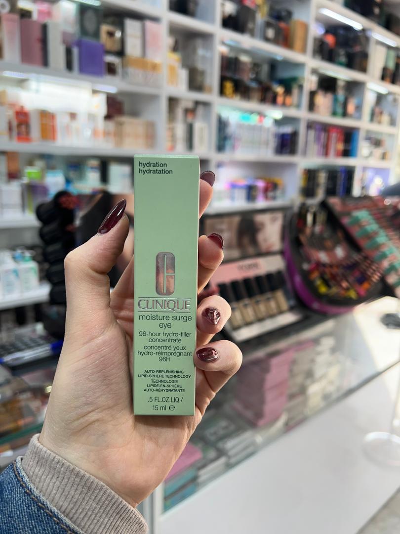 دور چشم آبرسان کلینیک 96 ساعته Clinique Moisture Surge Eye